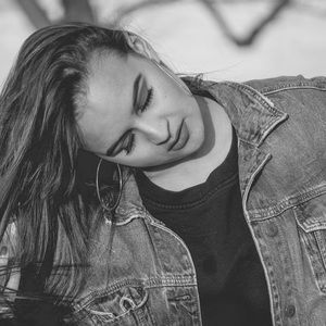 Meet your Posher, Laurenlee